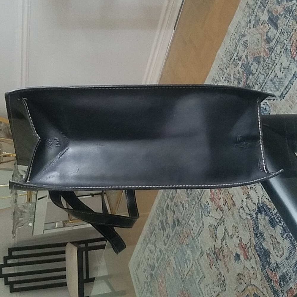 Givenchy Tote Shoulder Bag - Picture 7 of 17